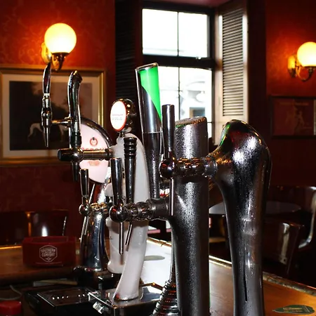 Hearns كلونيمل