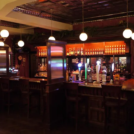 فندق Hearns كلونيمل