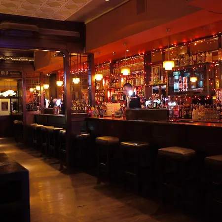 فندق Hearns كلونيمل