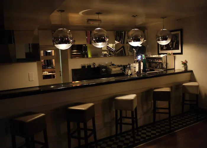 Отель Hearns 2*